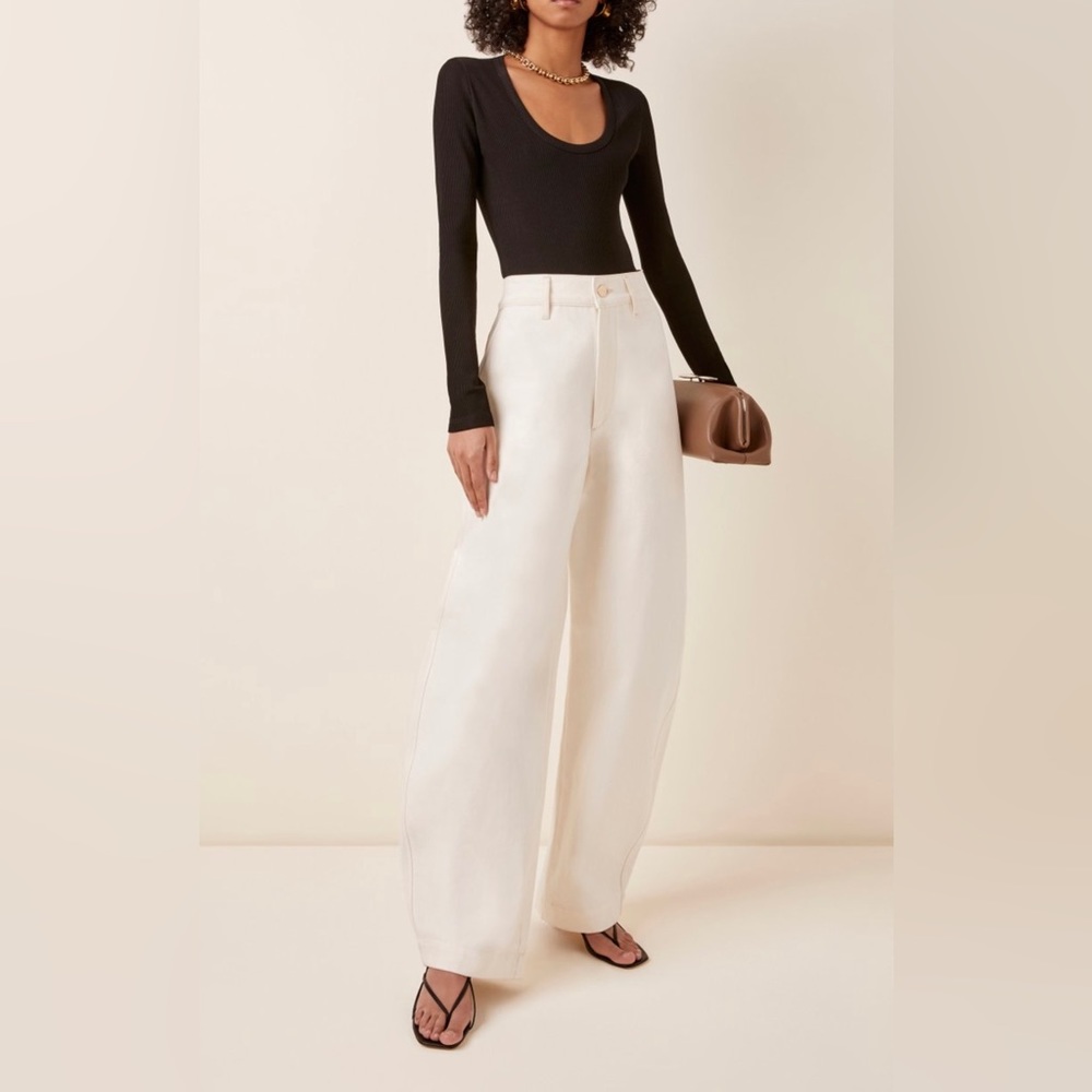 Goldsign Curve Wide Leg Jean